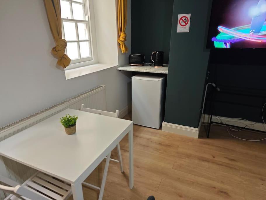 Апартаменты New Studio Flat In Old Street - Zone 1 Лондон Экстерьер фото